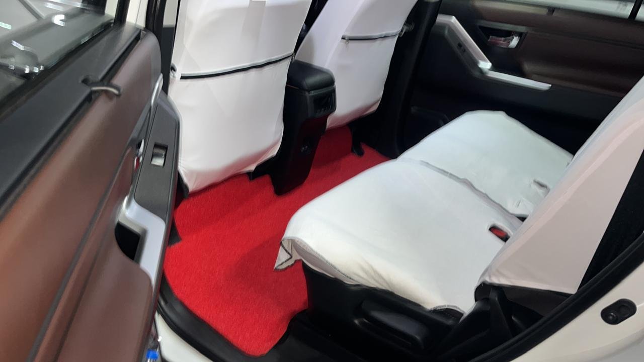 Toyota Innova passenger seat row sanitized white covers
